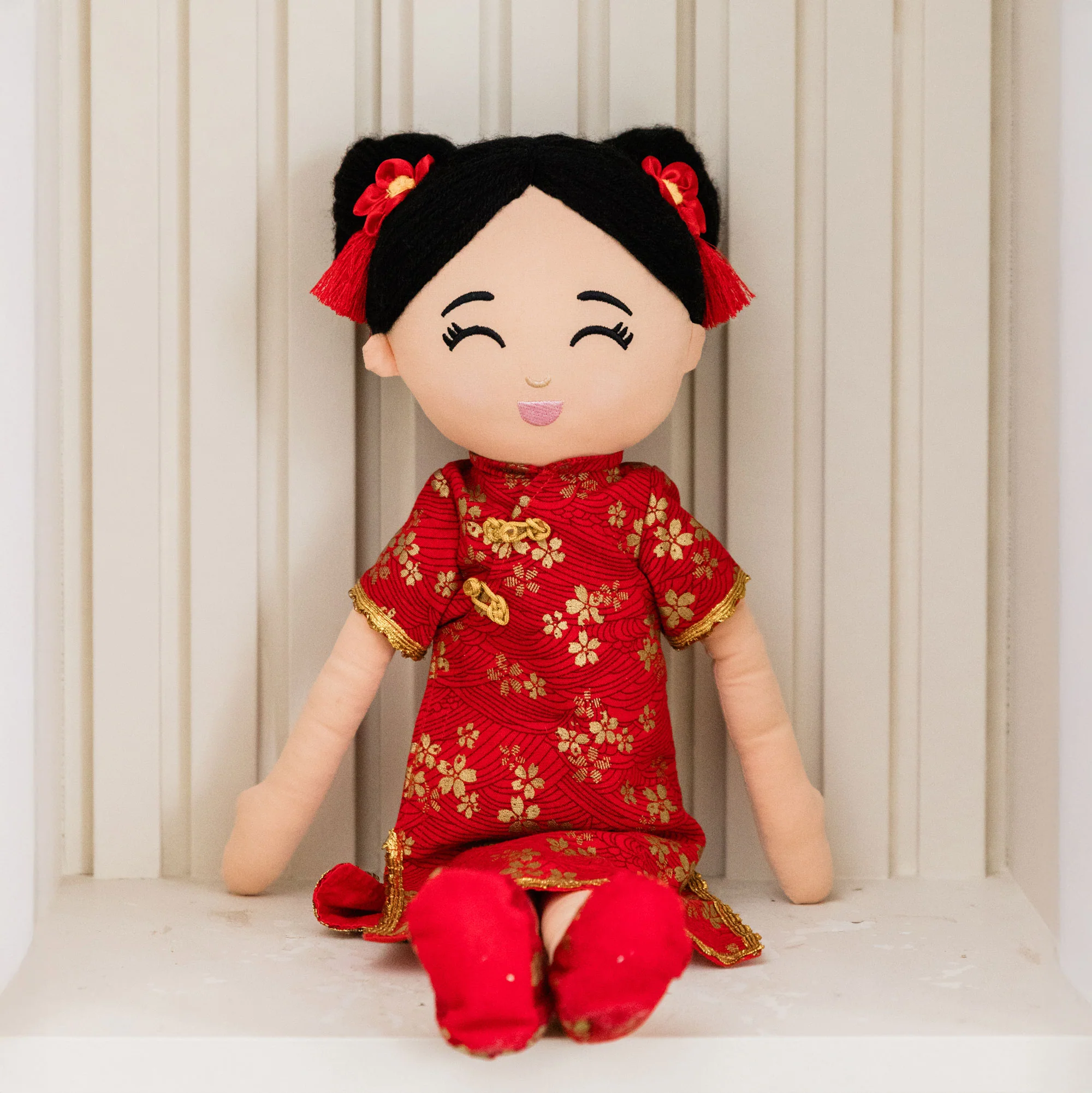 Chinese 'Mei' Cultural Doll - Image 5