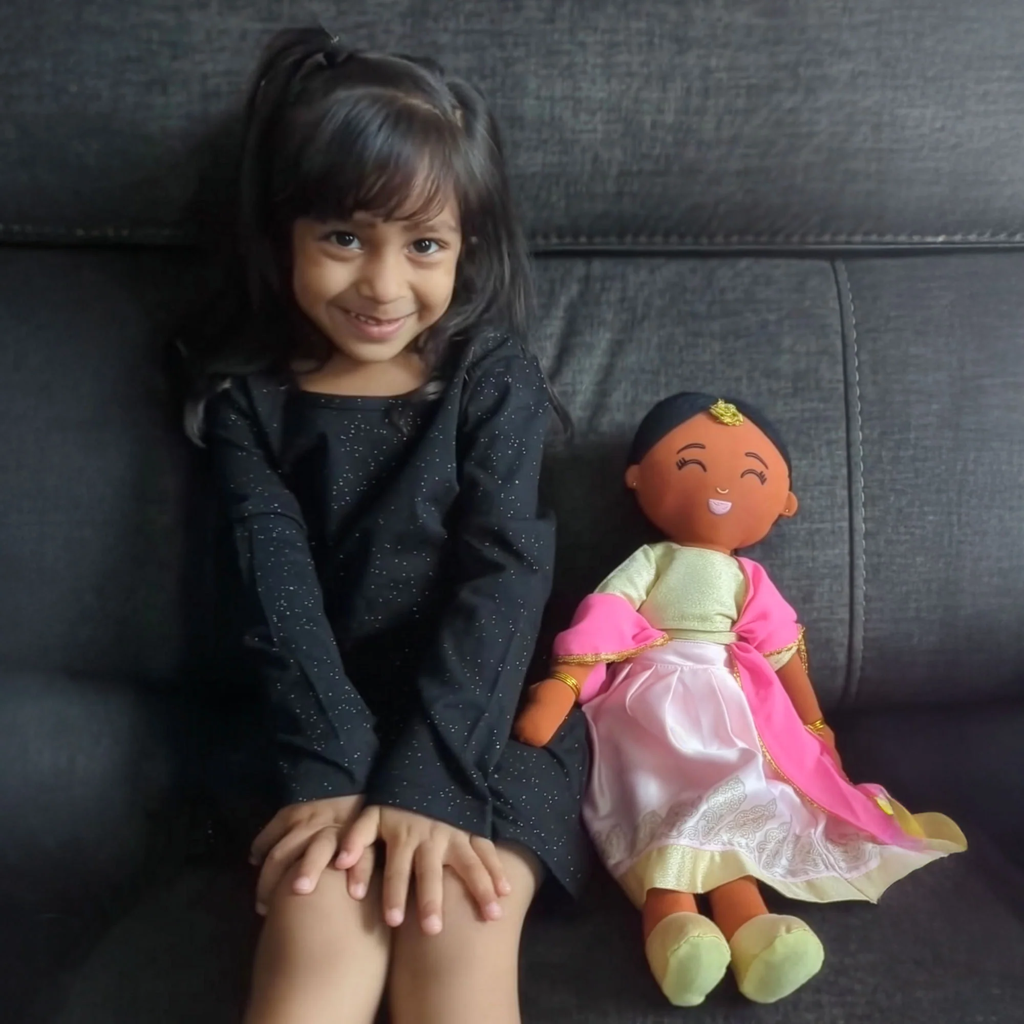 Indian 'Kamala' Cultural Doll - Image 7