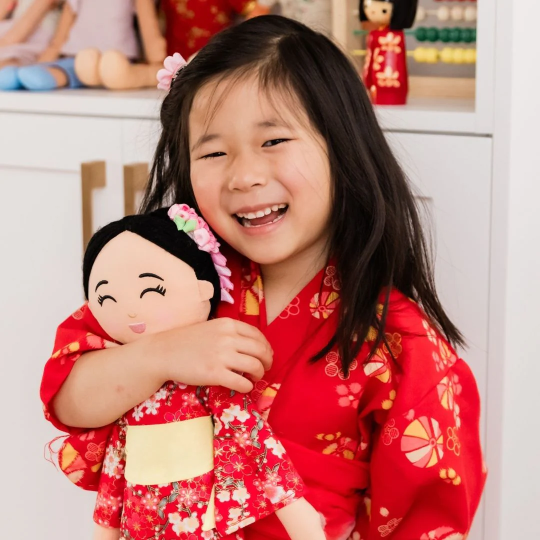 Japanese 'Aiko' Cultural Doll - Image 6
