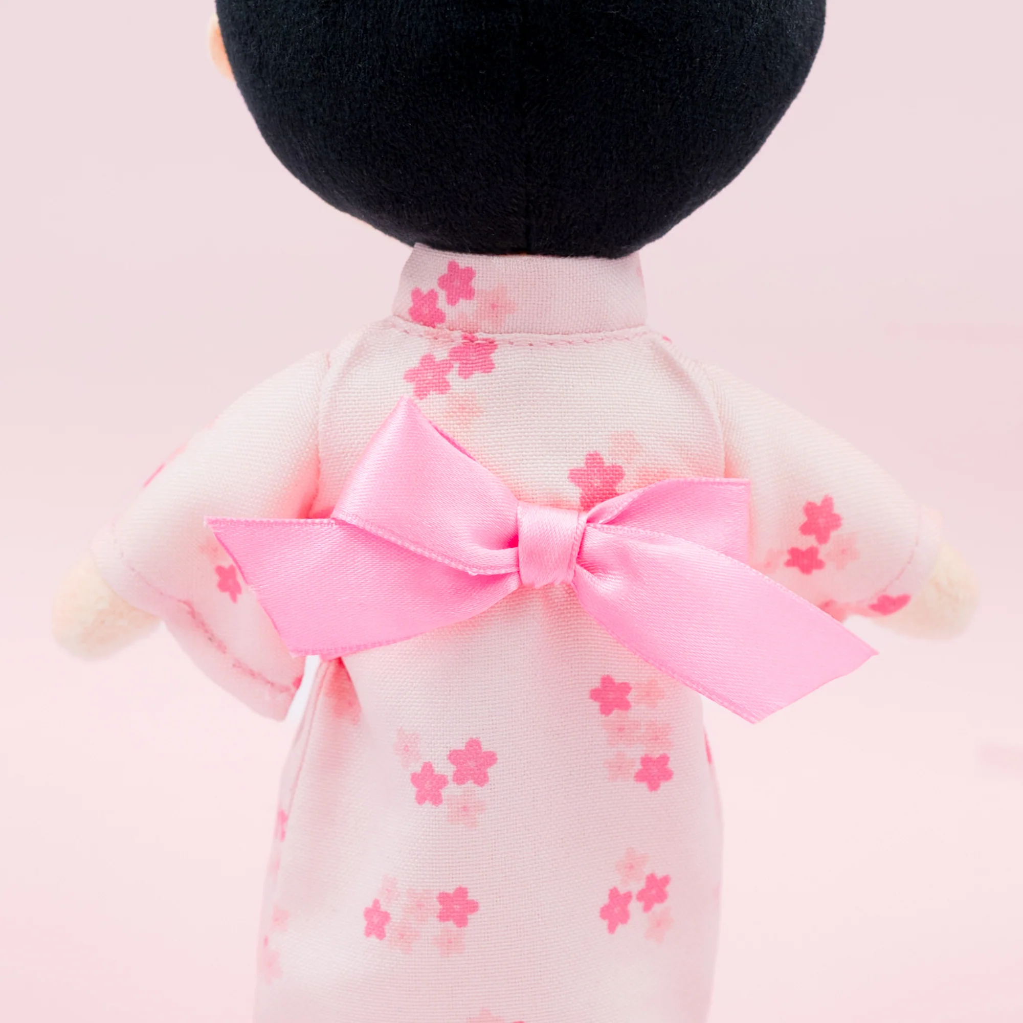 Japanese ‘Aiko’ Cultural Mini Doll - Image 3