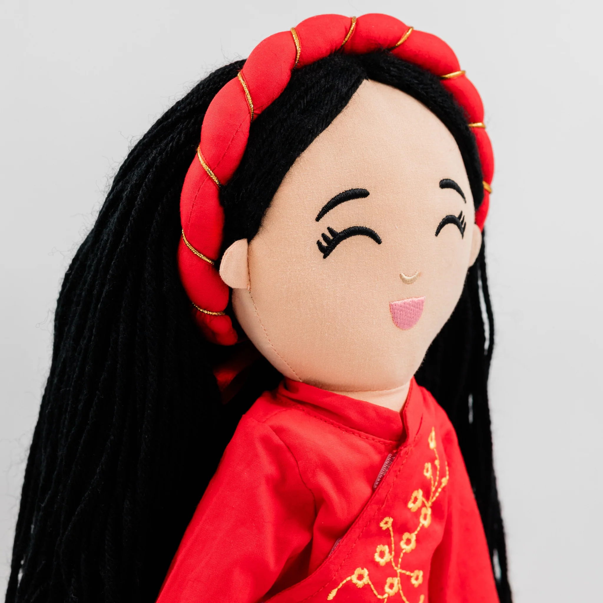 Vietnamese 'Hoa' Cultural Doll - Image 5
